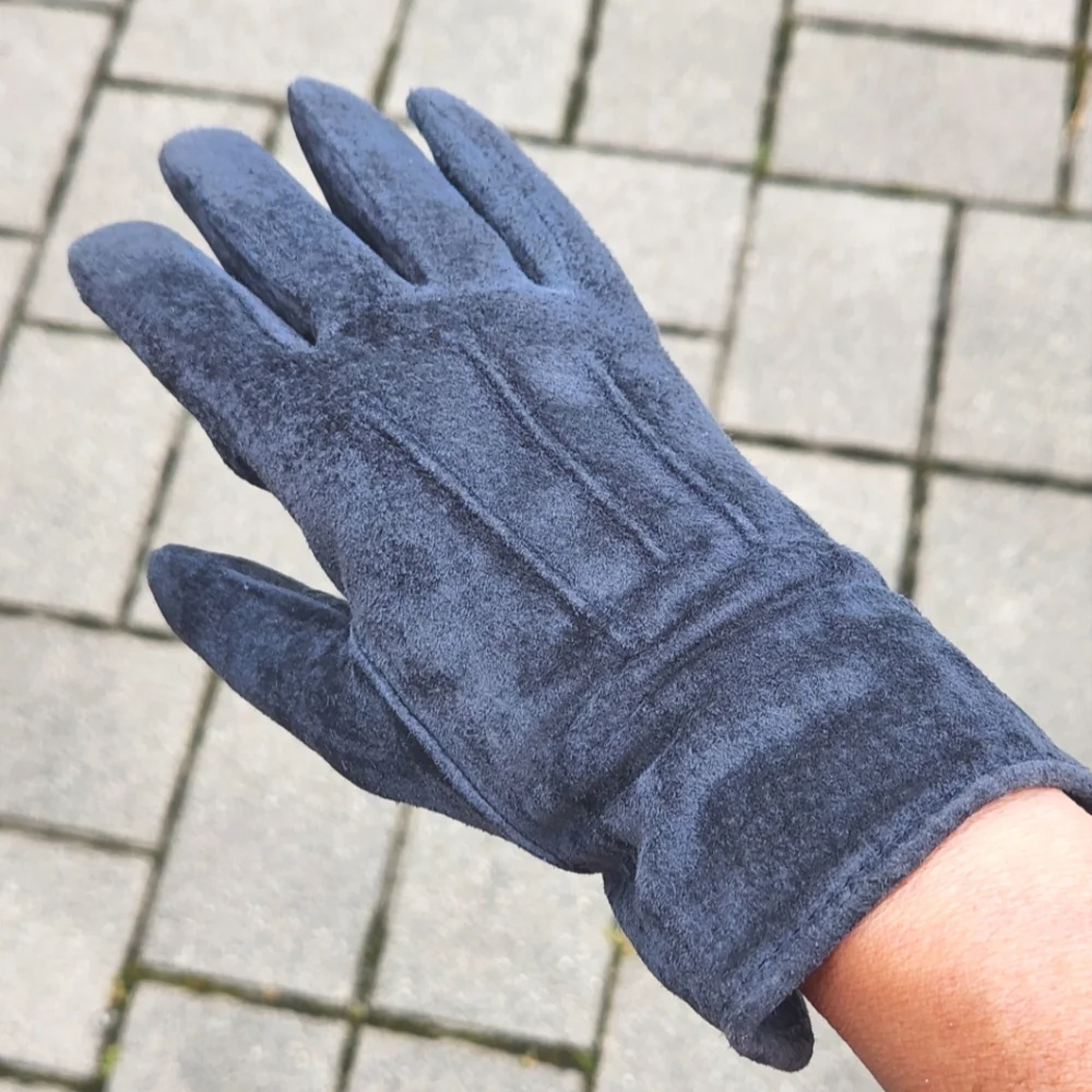 Bloomingdale's Fine Black Suede Gloves S